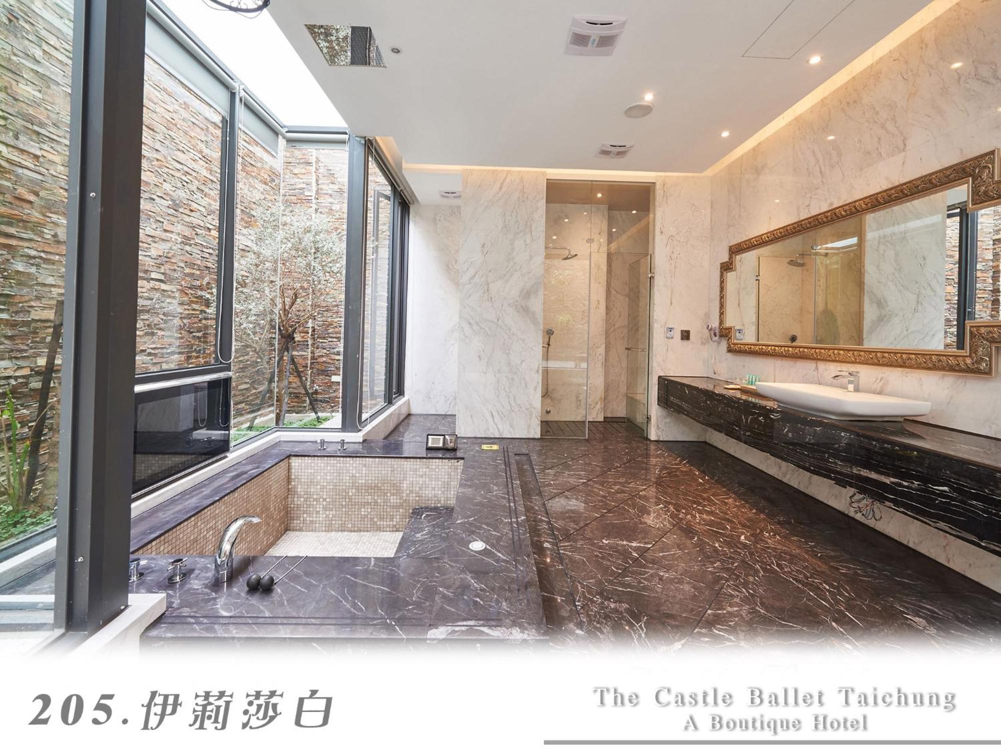 The Castle Ballet Taichung A Boutique Hotel Exteriér fotografie